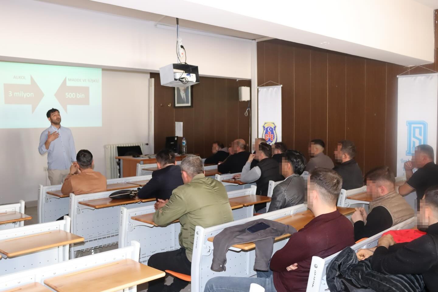 684222157 18067702460667761 1179954014201544443 N