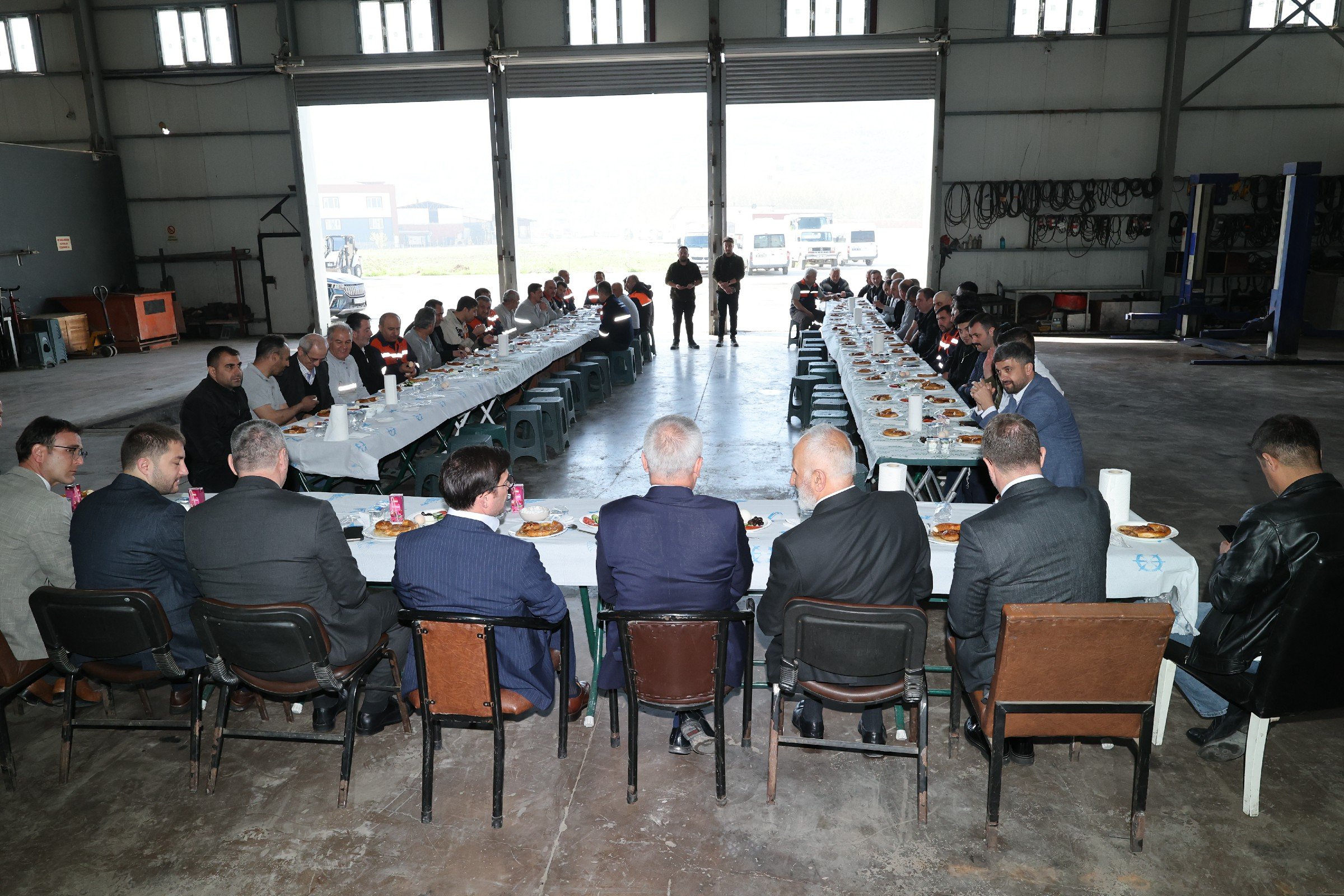 Başkan Yazıcıoğlu’ndan Ulaşım Personeline Moral Kahvaltısı (3)