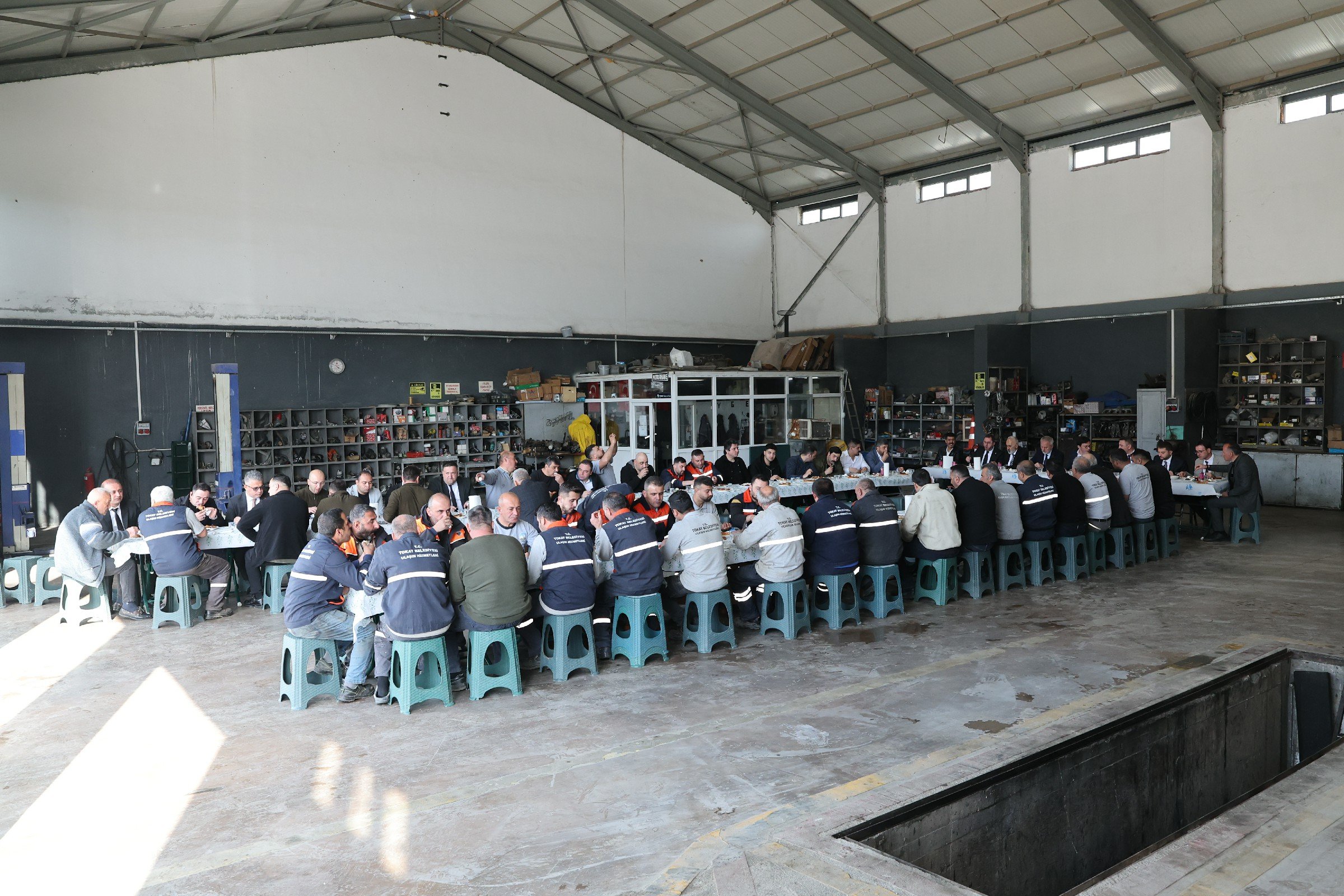 Başkan Yazıcıoğlu’ndan Ulaşım Personeline Moral Kahvaltısı (7)