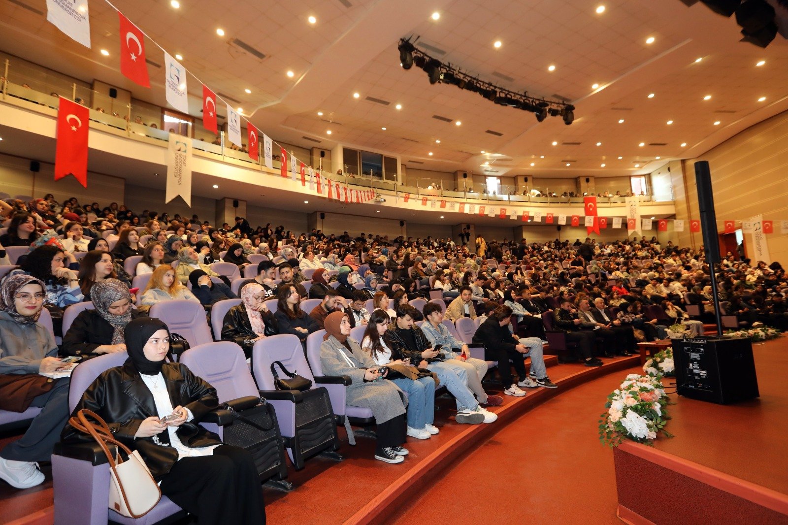 Gençler Geleceğe Hazırlanıyor (2)