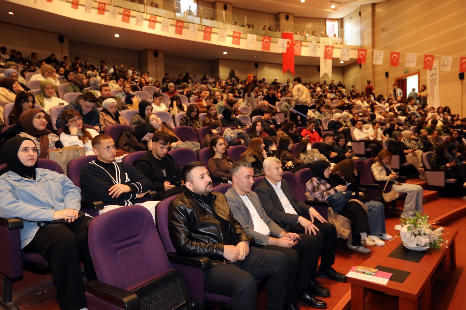 Gençler Geleceğe Hazırlanıyor (3)