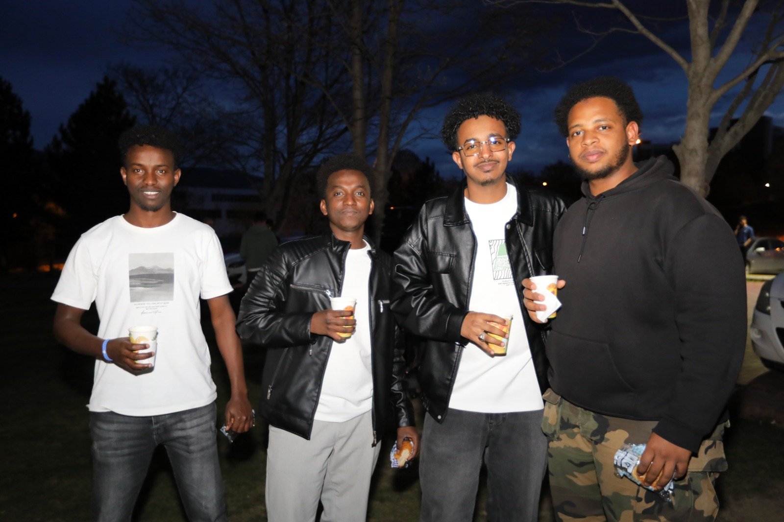 Togü Rektörü’nden Kütüphanede Ders Çalışanlara Çorba İkramı (9)