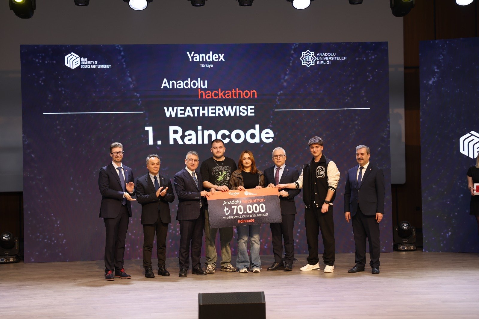 Whatsapp Image 2026 04 27 At 20.42.45