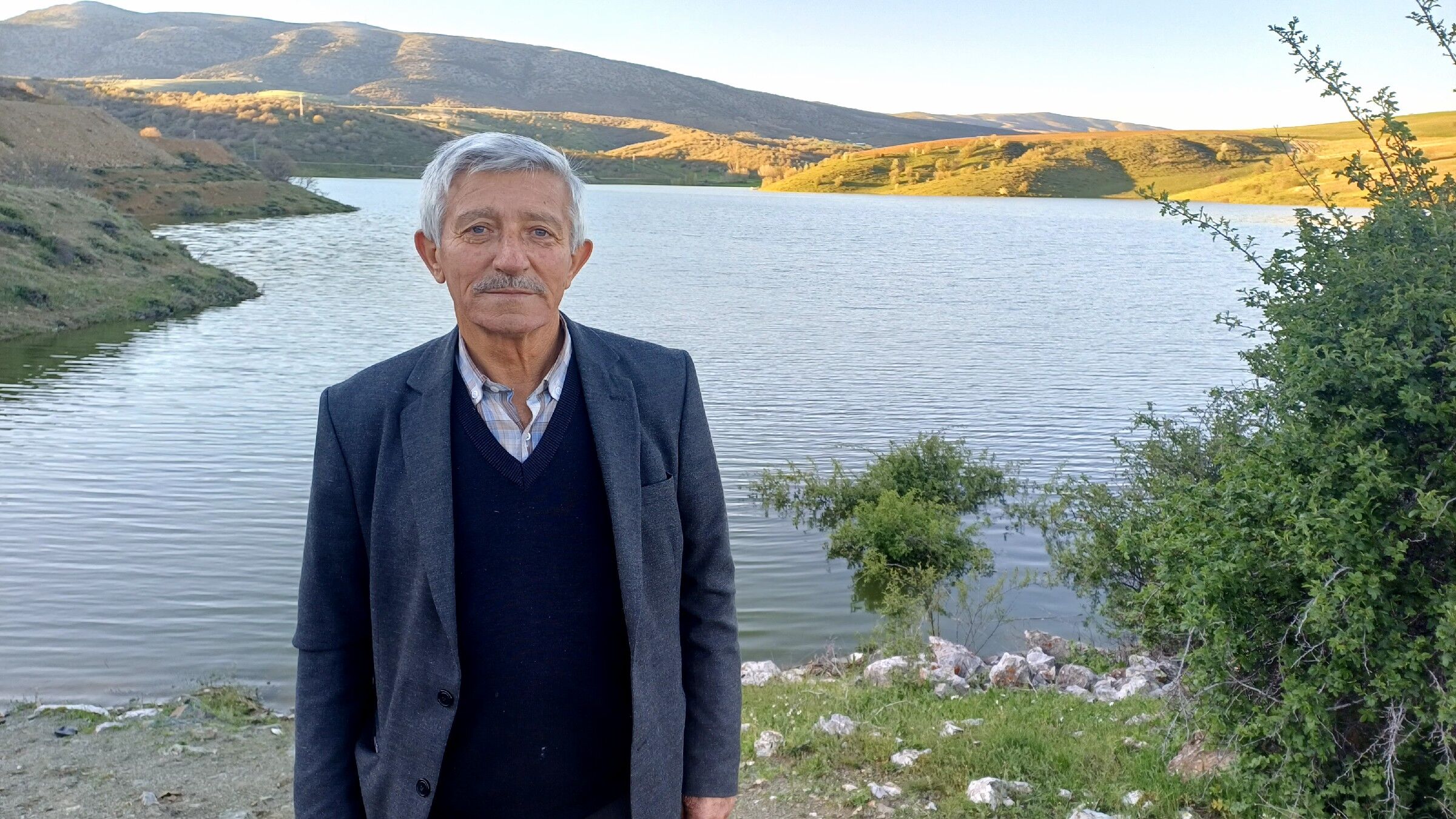 69 Yaşındaki Fevzi Demirel