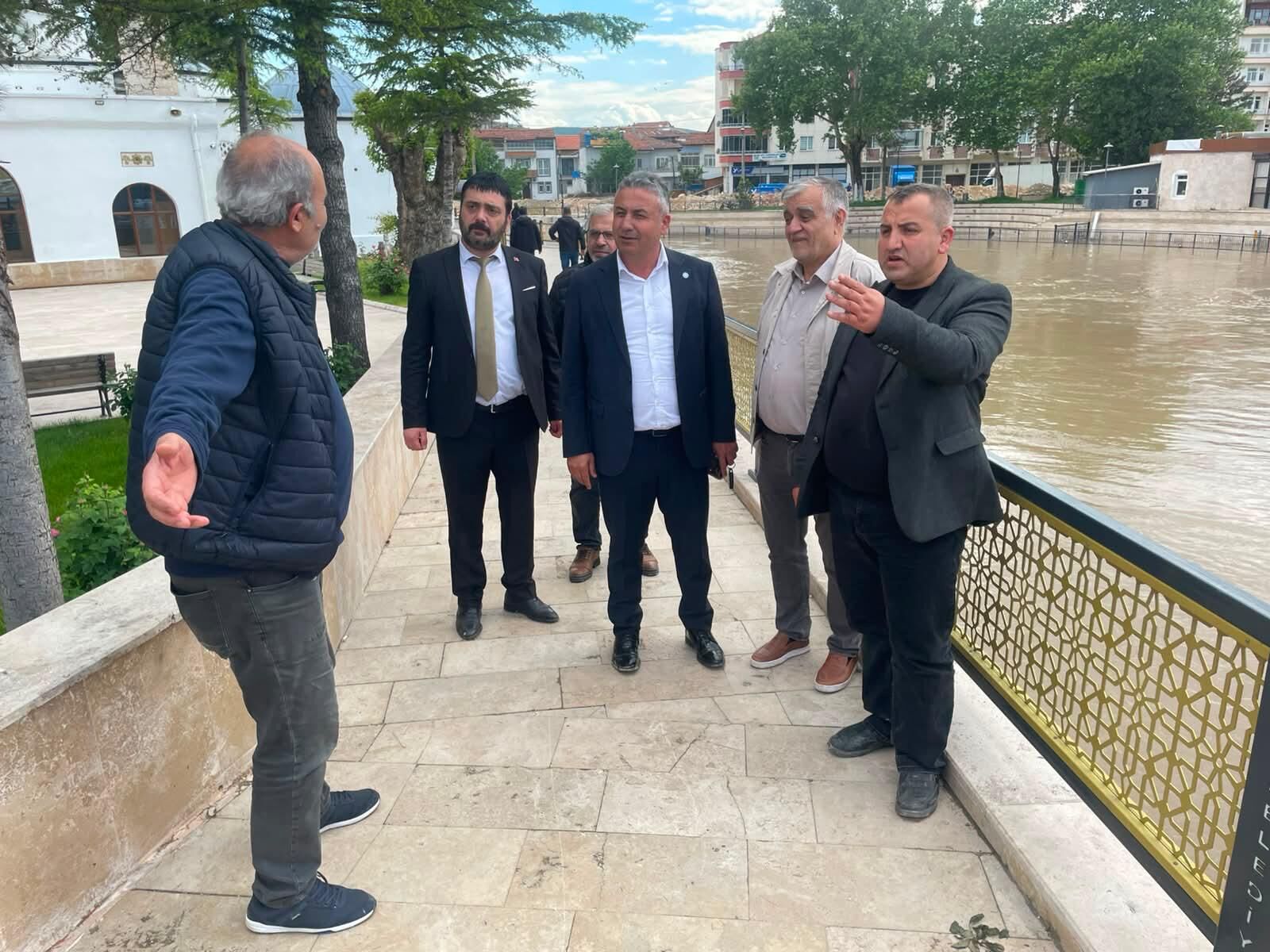 İyi Parti Tokat Teşkilatı Sahaya İndi! Pazar Ve Turhal’da Vatandaşın Nabzı Tutuldu (3)