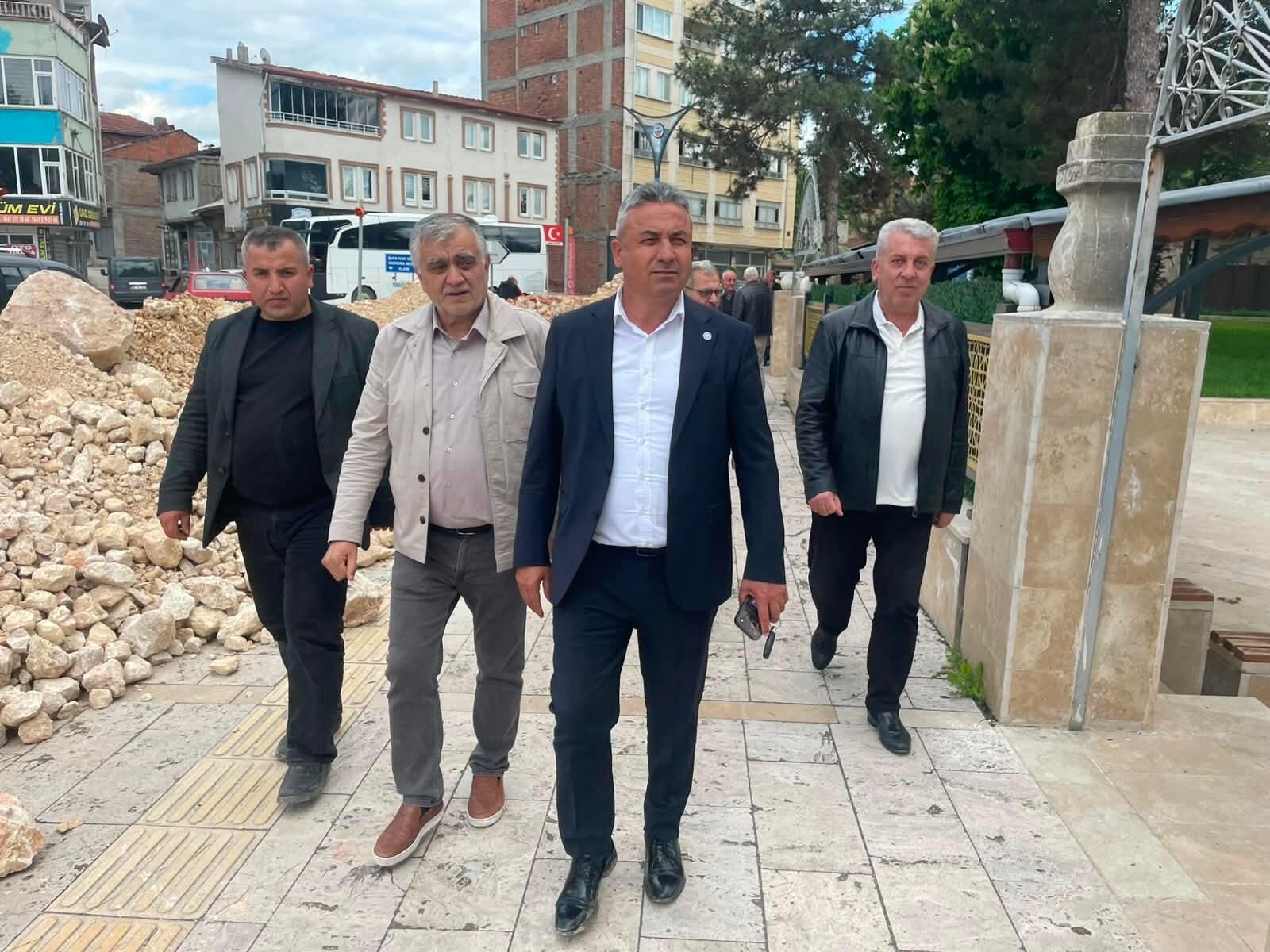 İyi Parti Tokat Teşkilatı Sahaya İndi! Pazar Ve Turhal’da Vatandaşın Nabzı Tutuldu (4)