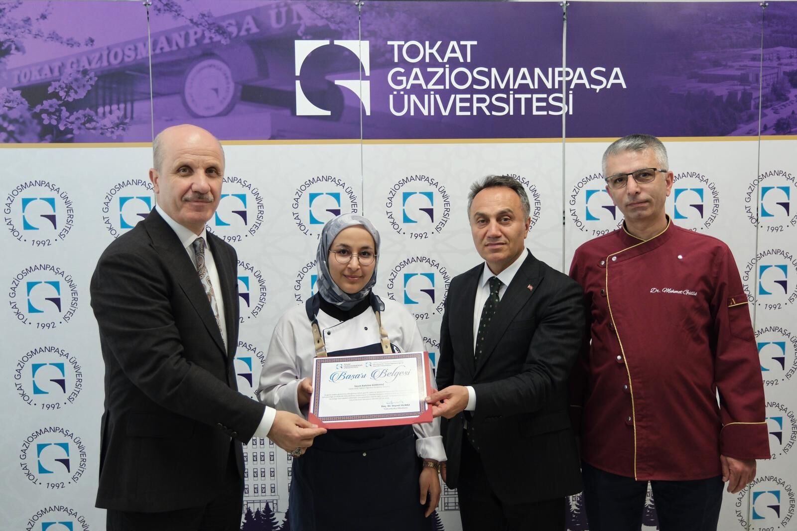 Yök Başkanı Prof. Dr. Erol Özvar Gastronomi Öğrencileriyle Bir Araya Geldi (3)