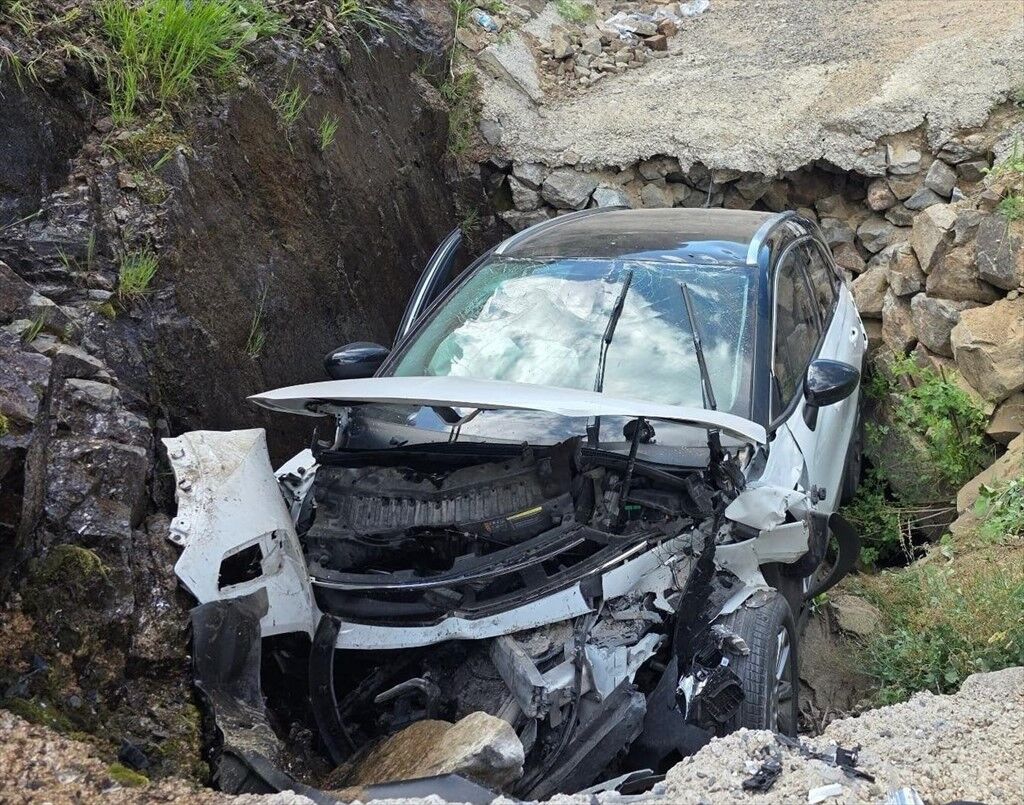 Giresun'da otomobil su kanalına düştü: 1 ölü, 4 yaralı