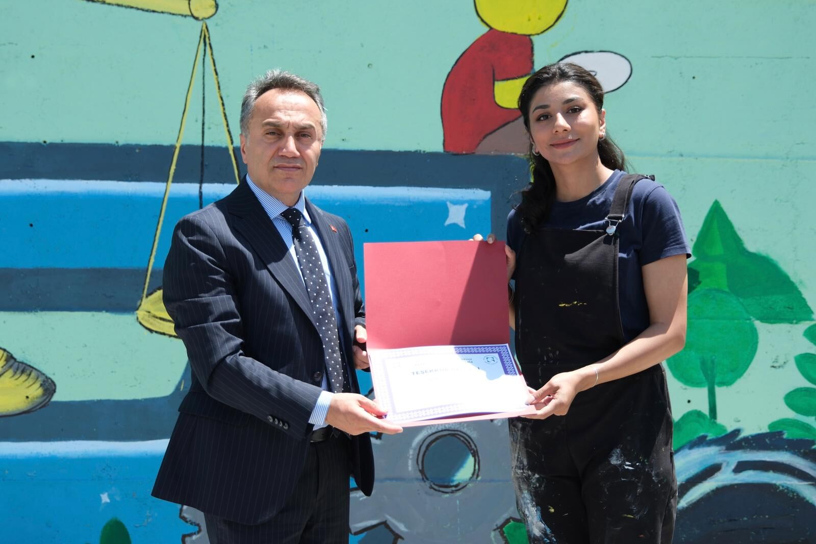 Kampüste Sanat Rüzgarı! Duvarlar Togü’nün Başarılarıyla Renklendi (5)