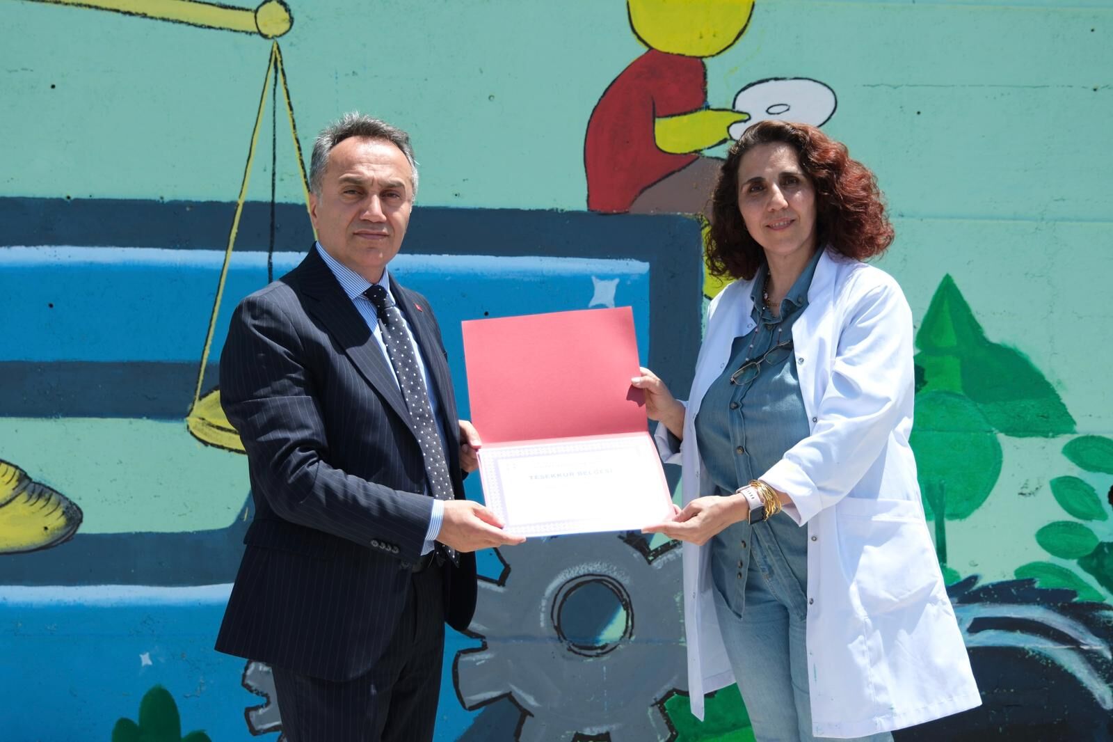Kampüste Sanat Rüzgarı! Duvarlar Togü’nün Başarılarıyla Renklendi (6)