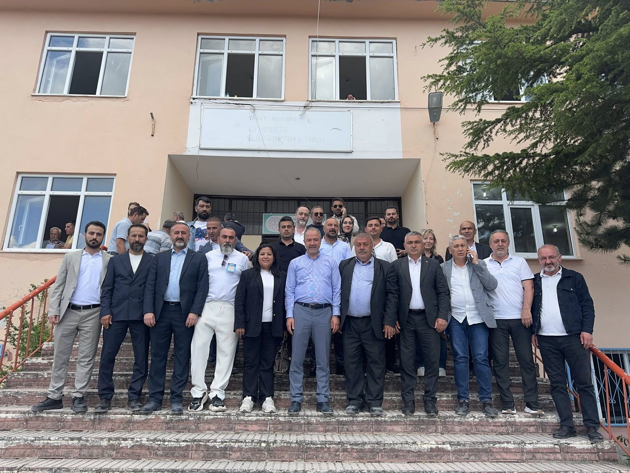 Tokat Belde Seçimlerinde Ak Parti Tokat İl Başkanı Adem Dizer’in Büyük Başarısı (6)