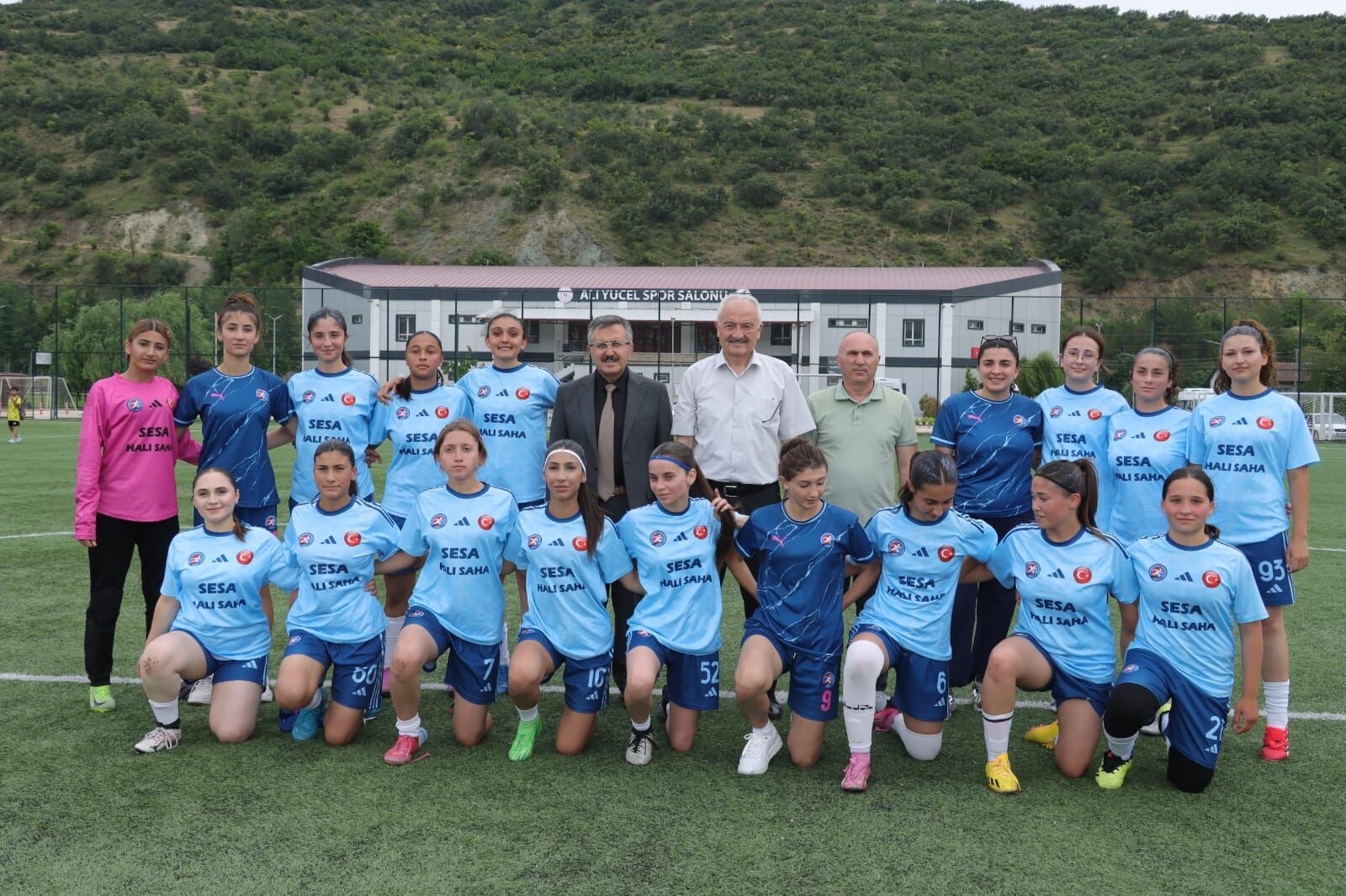 Yeşil Sahaların Kraliçeleri (3)