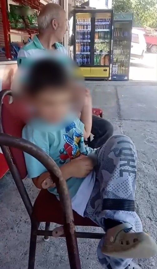 Giresun'da çocuğu sigara ve alkole özendirdiği iddia edilen şahıs gözaltına alındı