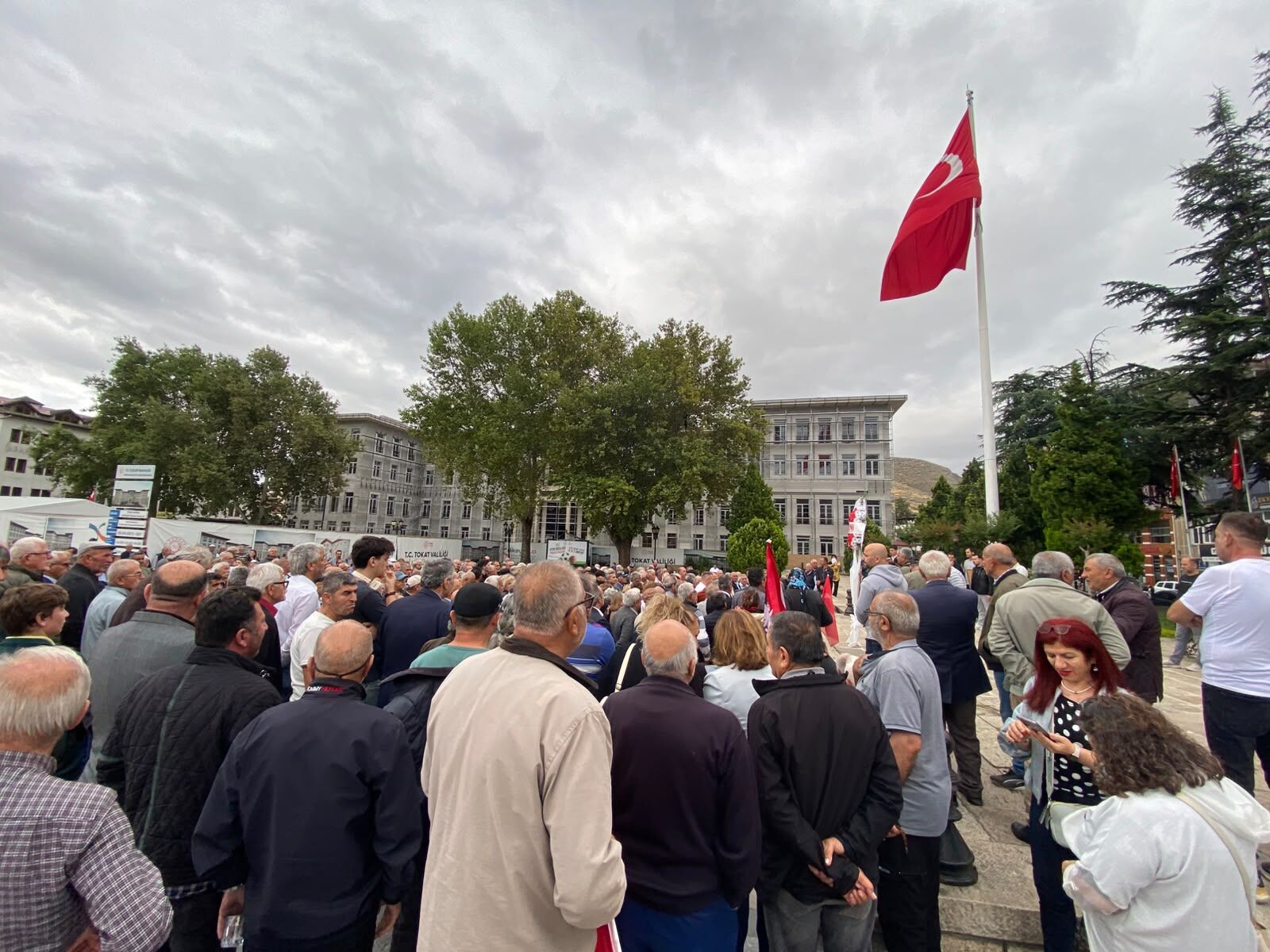 Yeni̇ Parti Tokat'ta Güç Gösterisi! Chp'den Ayrılan Yüzlerce İsim Aynı Çatı Altında Buluştu (1)