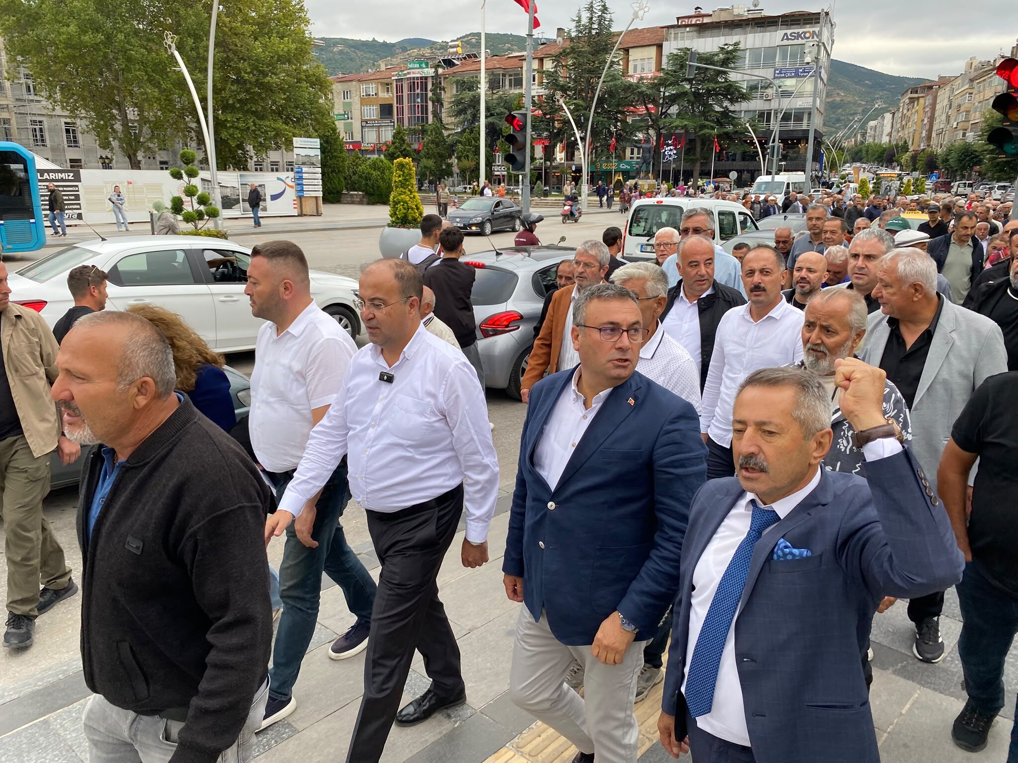 Yeni̇ Parti Tokat'ta Güç Gösterisi! Chp'den Ayrılan Yüzlerce İsim Aynı Çatı Altında Buluştu (15)