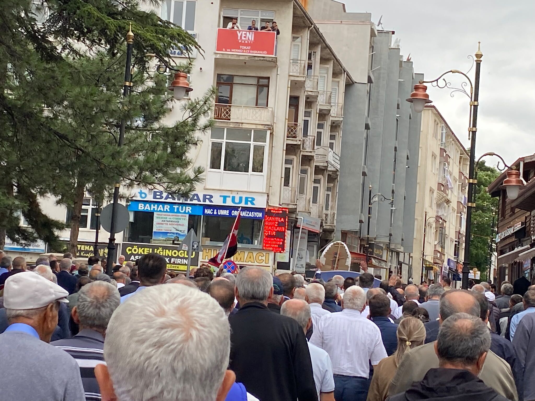 Yeni̇ Parti Tokat'ta Güç Gösterisi! Chp'den Ayrılan Yüzlerce İsim Aynı Çatı Altında Buluştu (19)