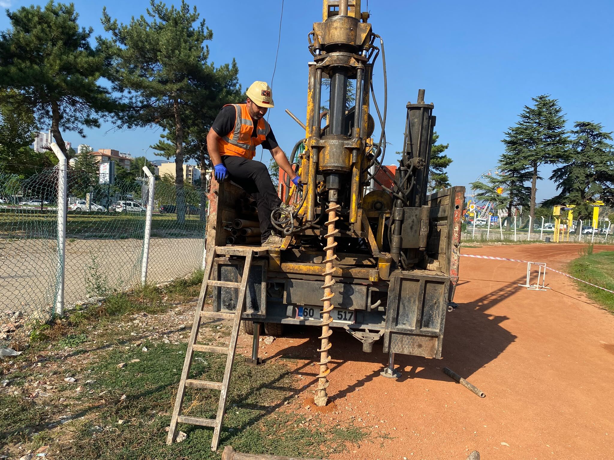 Gaziosmanpaşa Stadyumu'nda Zemin Etüdü Çalışmaları Başlatıldı (6)
