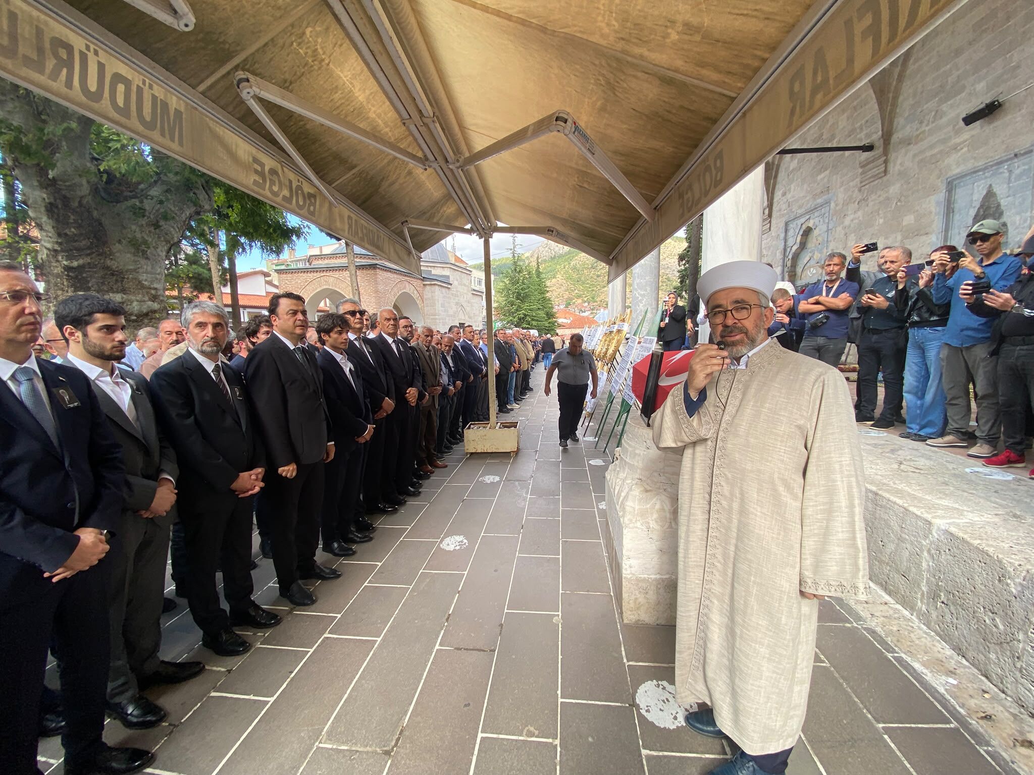 Orhan Ziya Diren Son Yolculuğuna Uğurlandı (3)