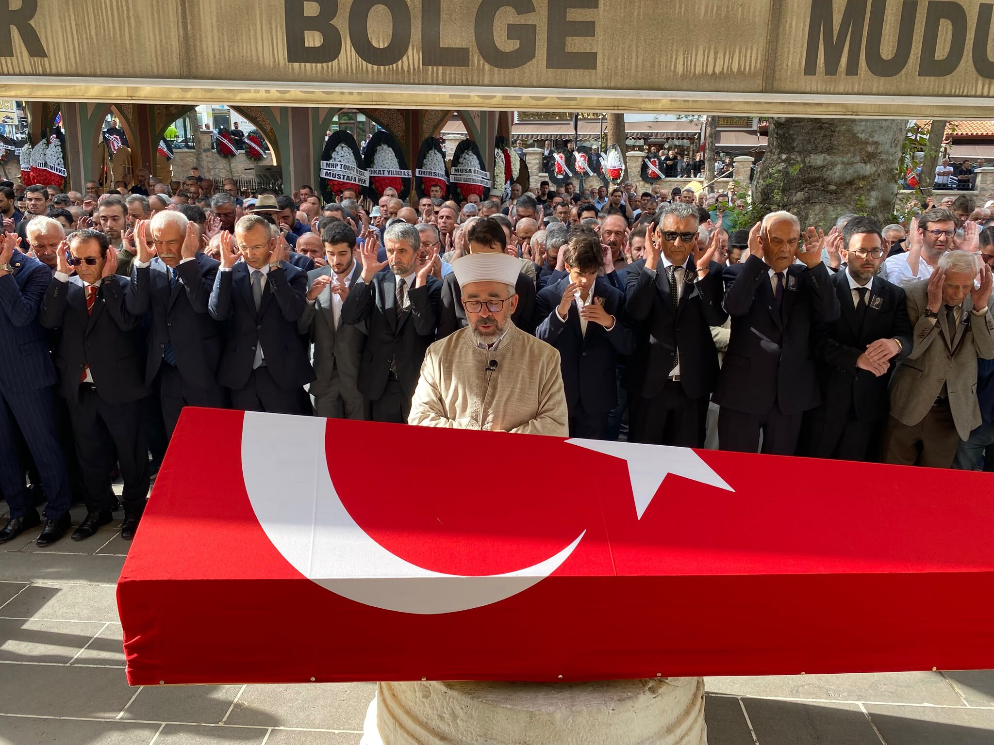 Orhan Ziya Diren Son Yolculuğuna Uğurlandı (5)