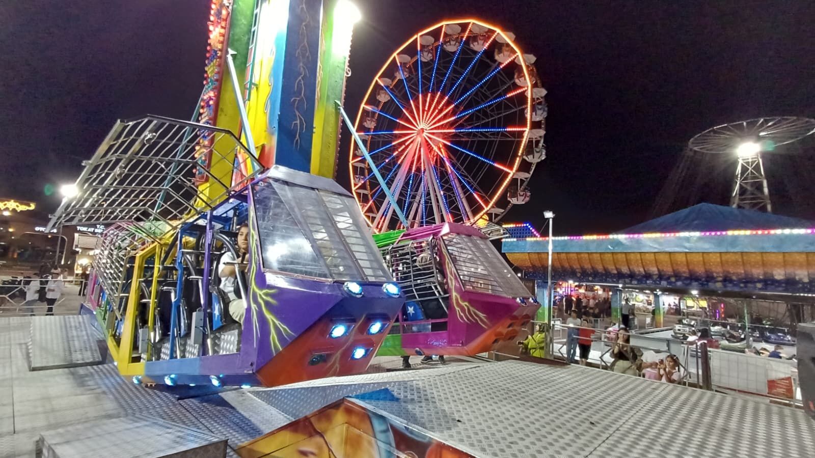 Tokat'ta Yaz Akşamlarının Vazgeçilmez Adresi Lunapark Oldu (8)
