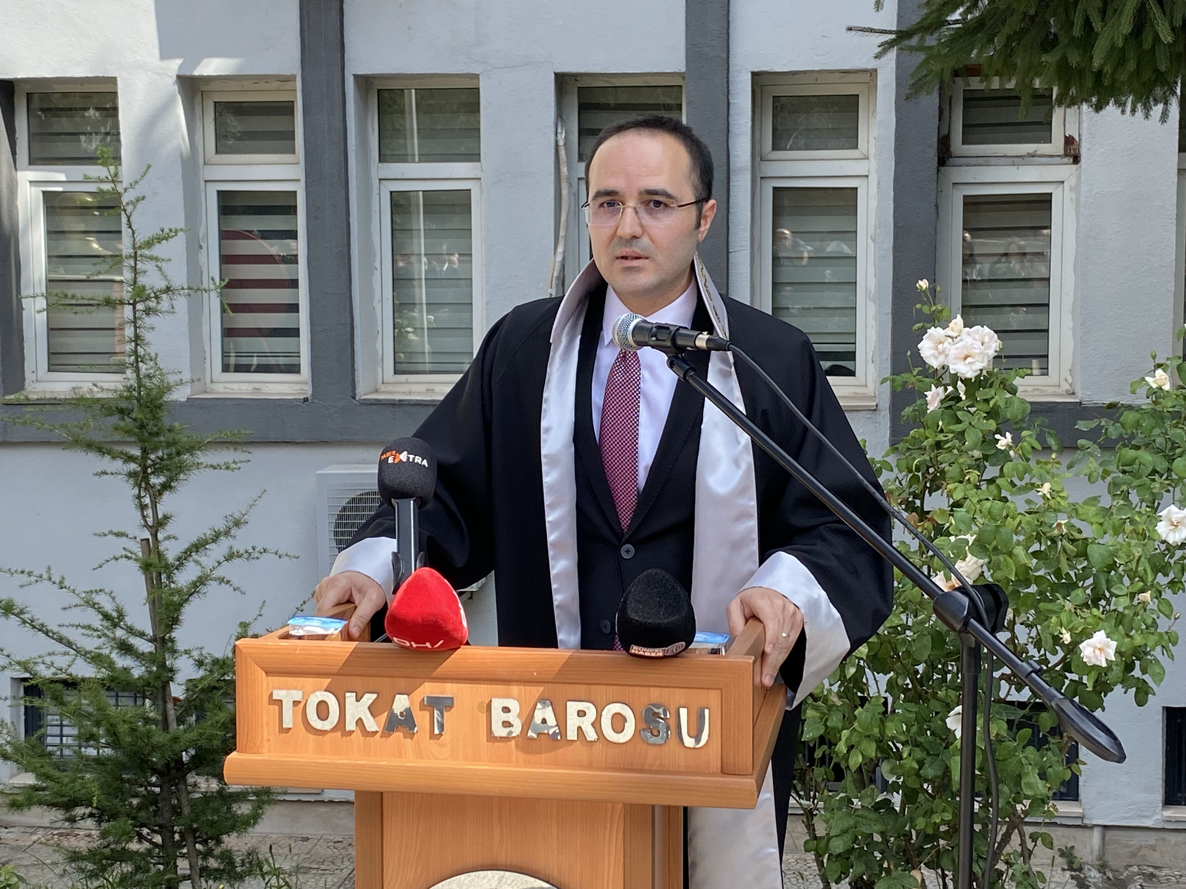 3. Konuşmacı İdare Mahkemesi Başkanı Alper Aksakallı
