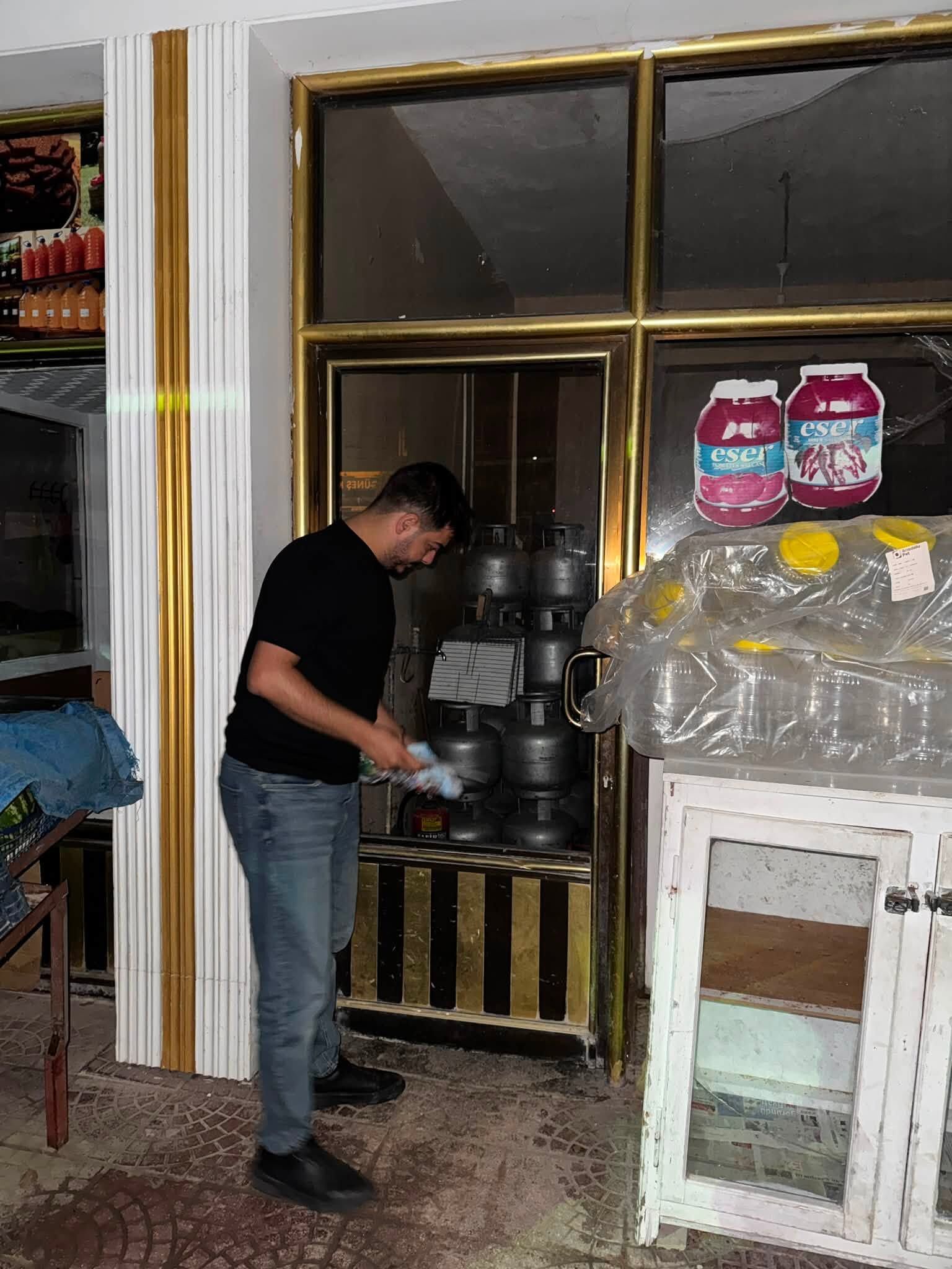 Anahtar Parti Pazar İlçe Teşkilatından Ahilik Haftası'nda Esnafa Siftah Desteği (14)