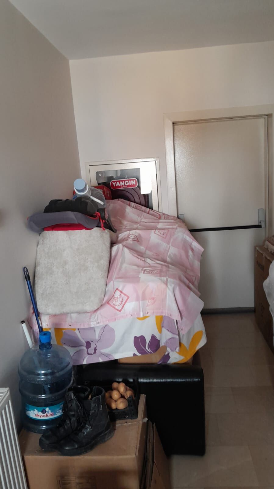 Kapı Önüne Eşya Koyma Dönemi Kapandı! Tek Bir Şikayetle Mahkemelik Edebilir, Evinizi Sattırabilir (2)