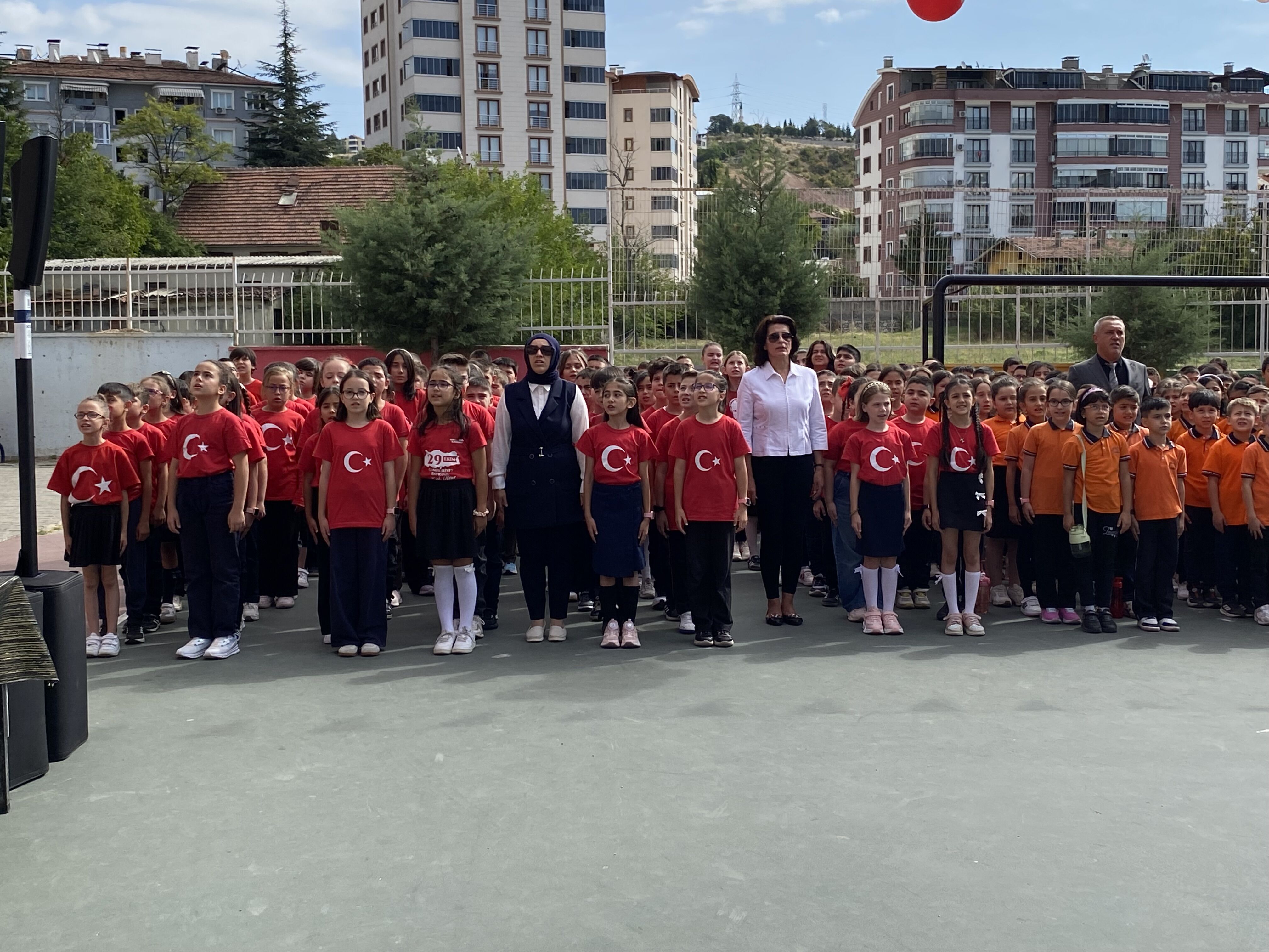 Tokat'ta İlköğretim Haftası'na Optimus Prime Robot Renk Kattı (12)