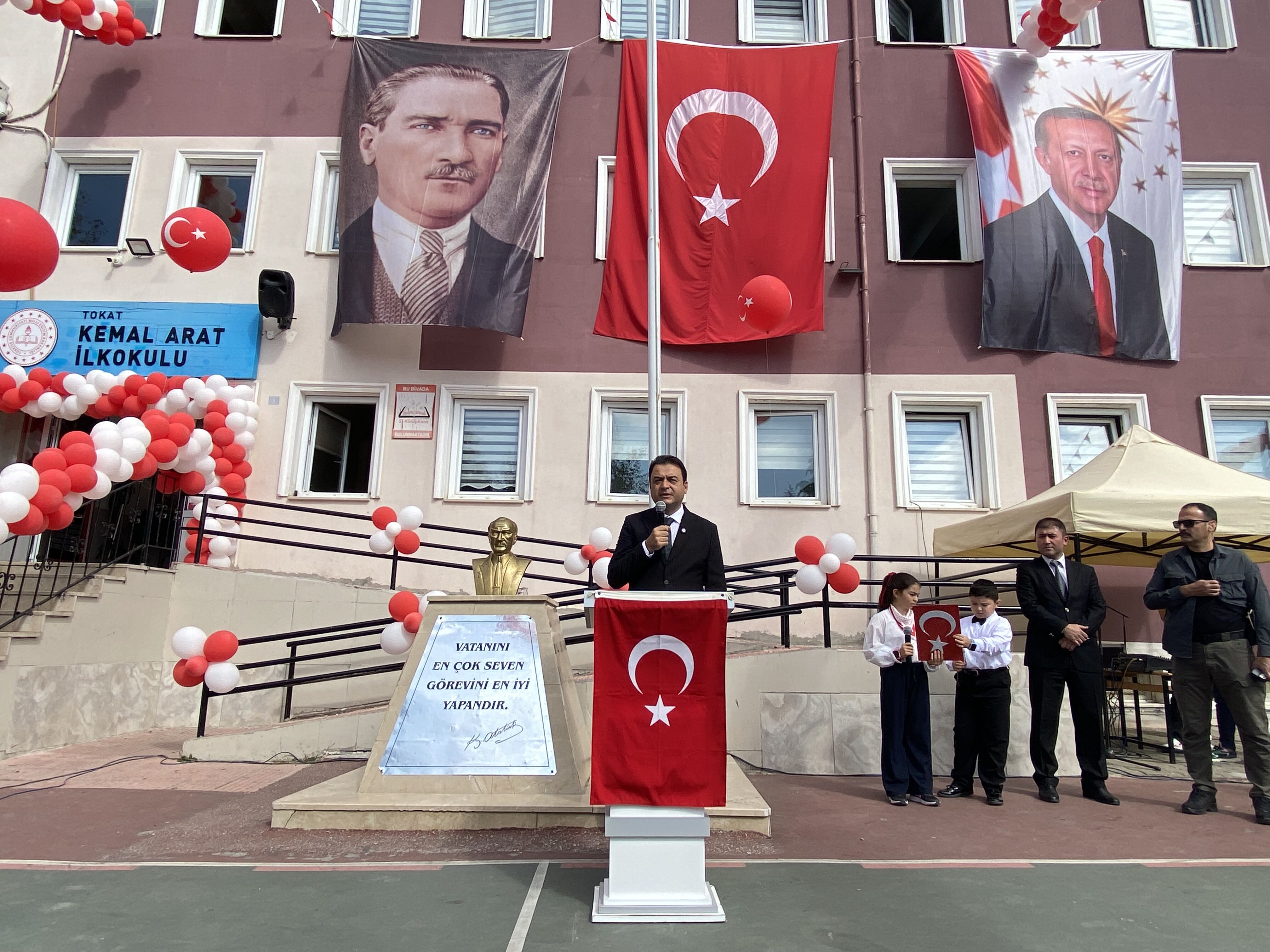 Tokat'ta İlköğretim Haftası'na Optimus Prime Robot Renk Kattı (14)