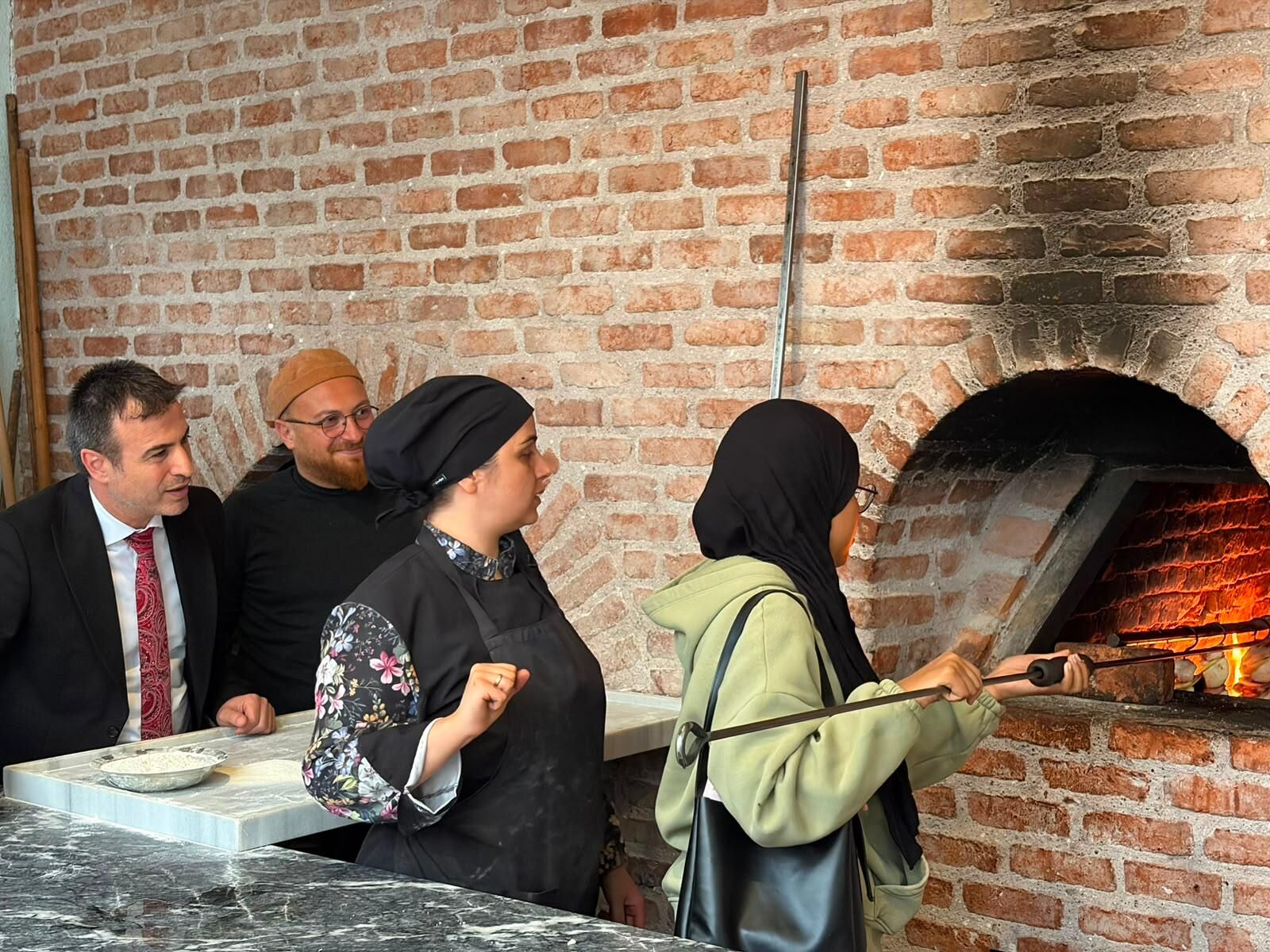 Togü'de Şehir Ve Kültür Dersi Sınıftan Taştı (3)