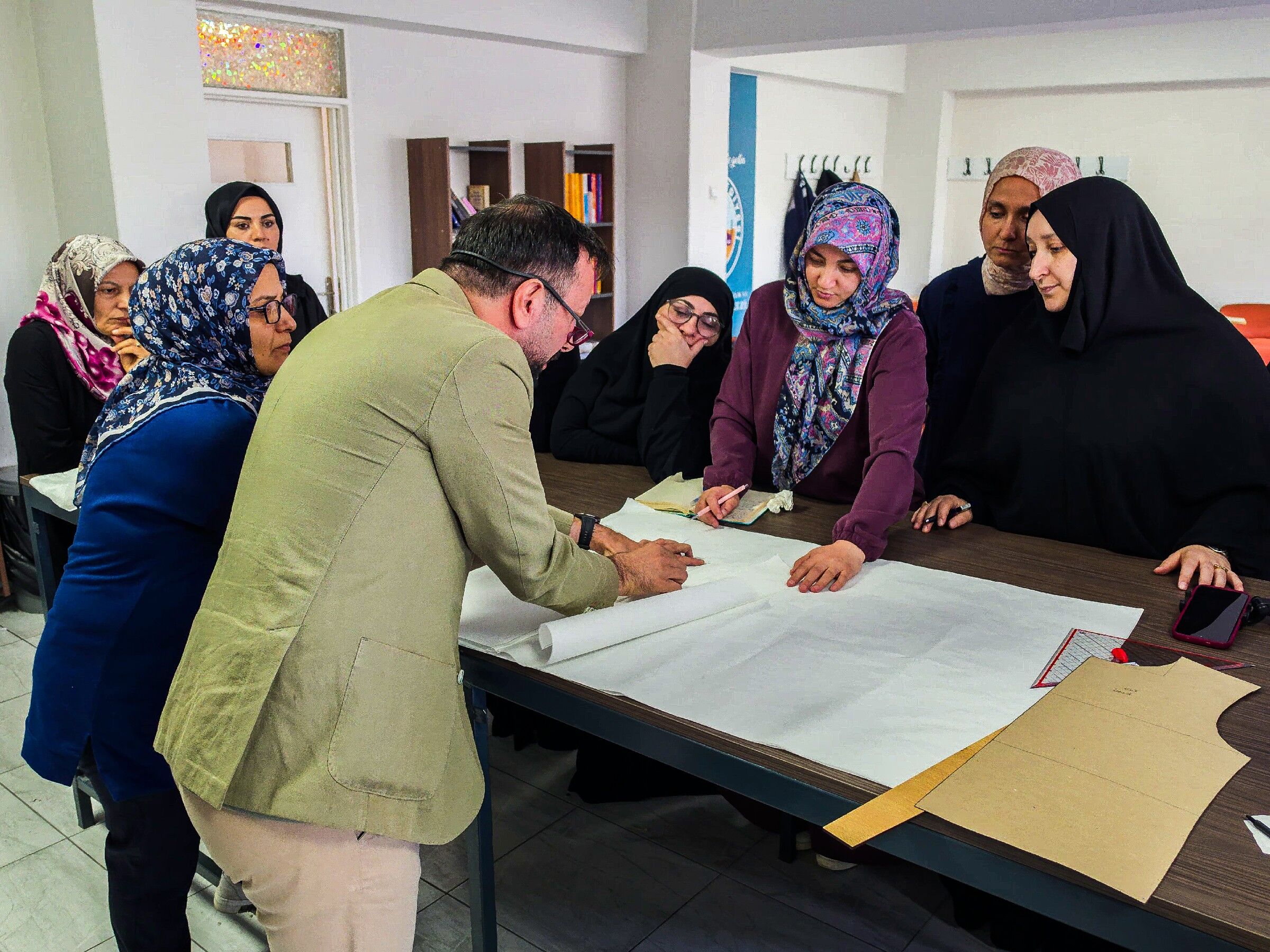 Tugi̇m De Moda Ve Tasarım Rüzgarı Ev Hanımları Kendi Butiklerini Açmaya Hazırlanıyor (1)
